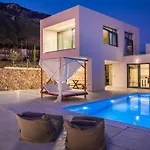 Vila Oikos Boutique Residences Private Estate