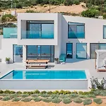 Oikos Boutique Residences Private Estate *