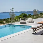 וילה Oikos Boutique Residences Private Estate