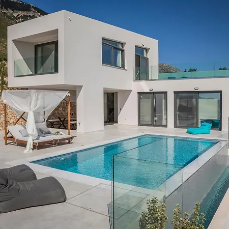 Oikos Boutique Residences וילה