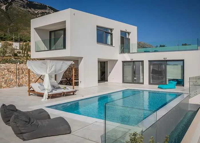 Villa Oikos Boutique Residences Private Estate