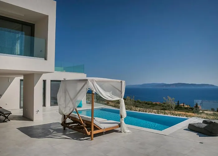 Oikos Boutique Residences Private Estate Plateies