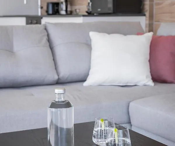 Oikos Boutique Residences Private Estate Plateies