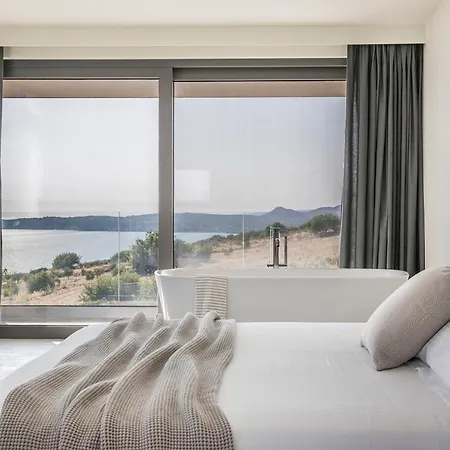 Villa Oikos Boutique Residences Private Estate *