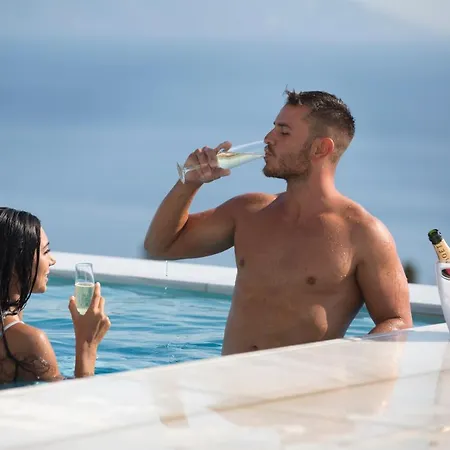 Oikos Boutique Residences Private Estate Villa *