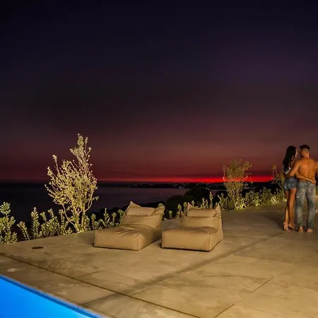 Villa Oikos Boutique Residences Private Estate