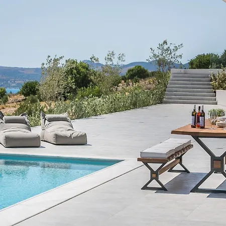 Oikos Boutique Residences Private Estate Villa Plateies