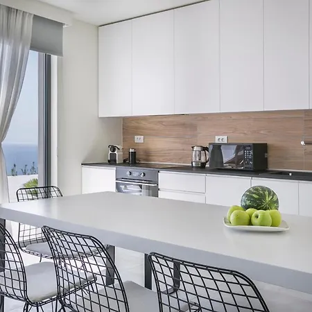 Oikos Boutique Residences Private Estate Plateies