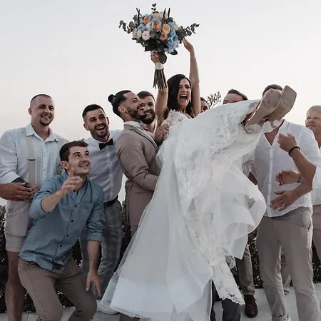 Oikos Boutique Residences Private Estate Villa *